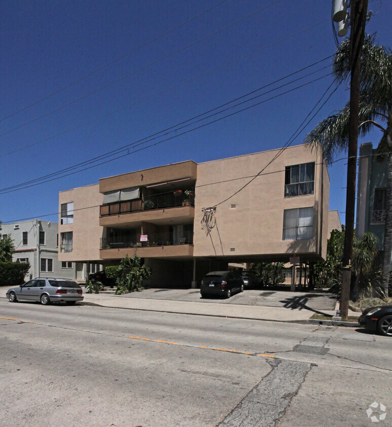 Primary Photo - 1820 N Normandie Ave