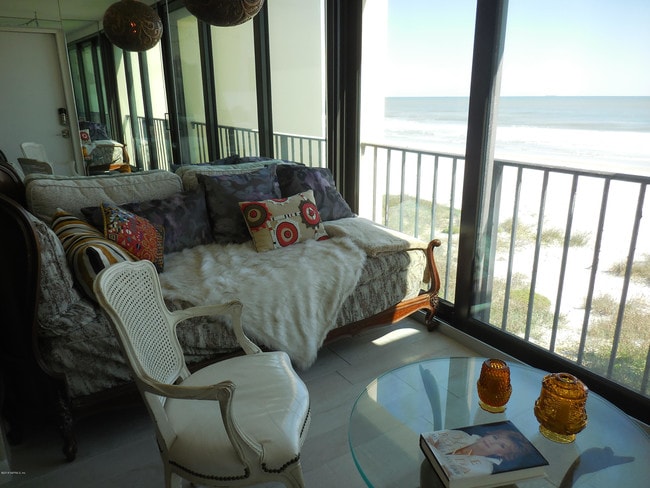 Foto del edificio - 829 1st St S