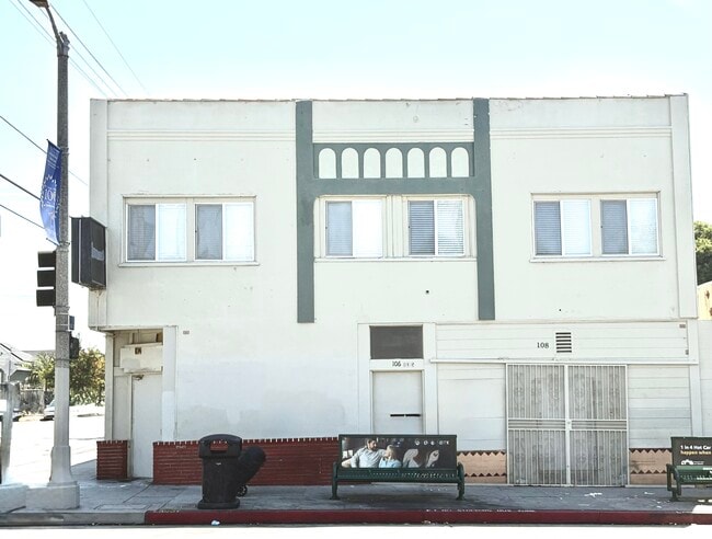 Building Photo - 106 S Pacific Ave