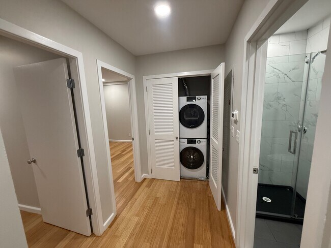 Foto del edificio - 1714 Washington St