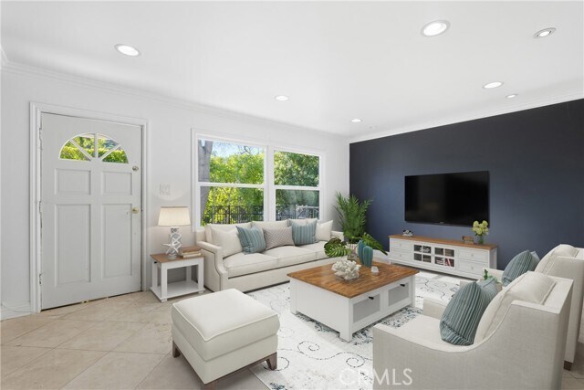 Foto del edificio - 8123 Amor Rd