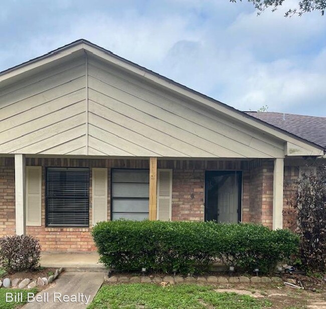 Building Photo - 2 br, 1 bath House - 2100 Austin St Apt # 9