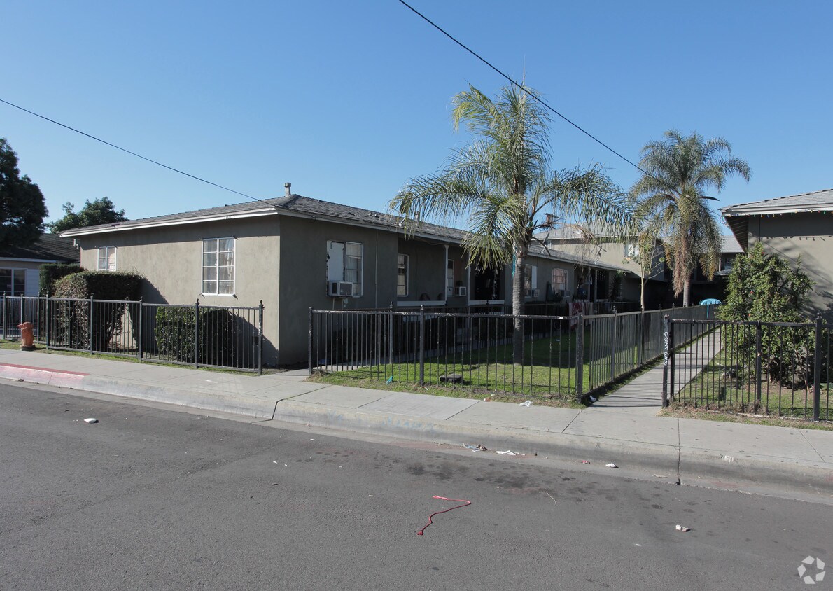 Building Photo - 7023 Newell St