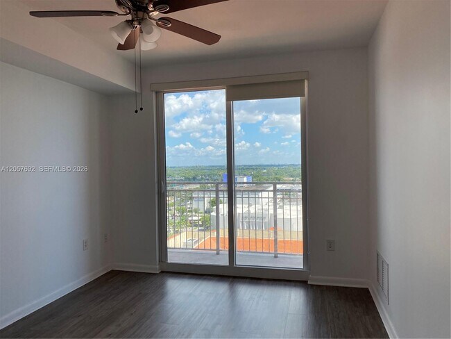 Foto del edificio - 7350 SW 89th St