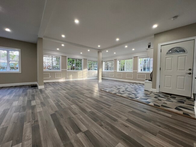 Foto del edificio - 324 Farrington St