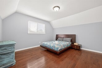 Building Photo - 3815 Fernglade Dr