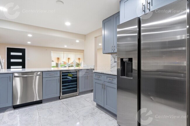 Foto del edificio - 3900 169th St