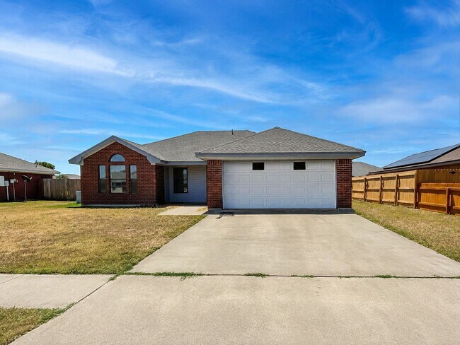 Building Photo - 1804 Moonstone Dr
