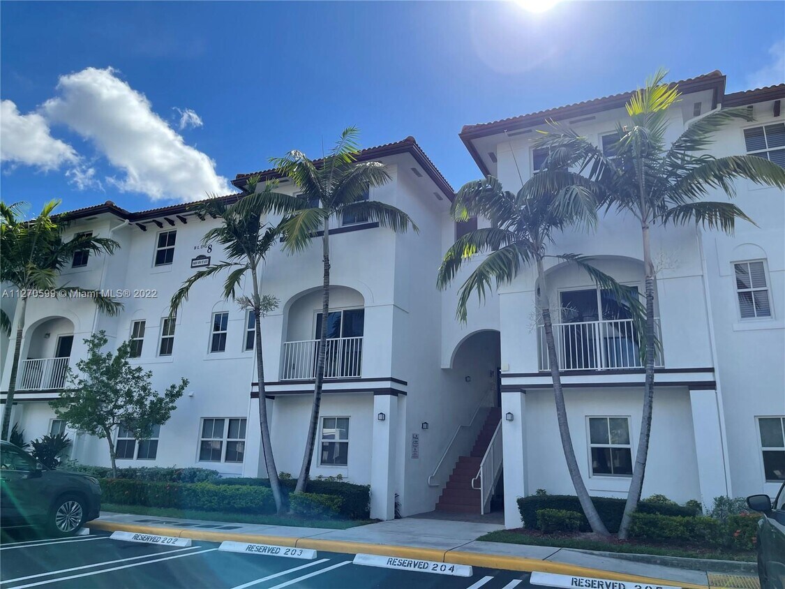 8650 NW 97th Ave Unit 213, Doral, FL 33178 Condo for Rent in Doral