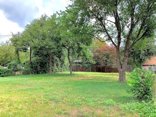 Foto del edificio - 6114 Hogan Ave