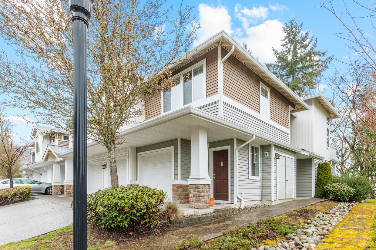 Primary Photo - 21082 40th Pl S