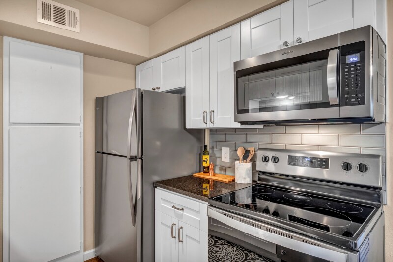 Foto principal - 525 Jones Ave