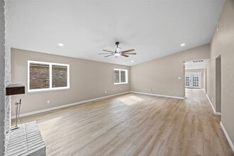 Building Photo - 2207 Anthony-Hay Ln