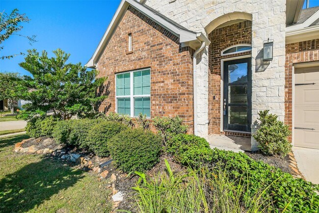 Building Photo - 18314 Southwood Creek Dr