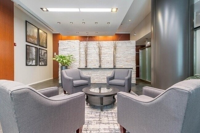 Foto del edificio - 520 S State St