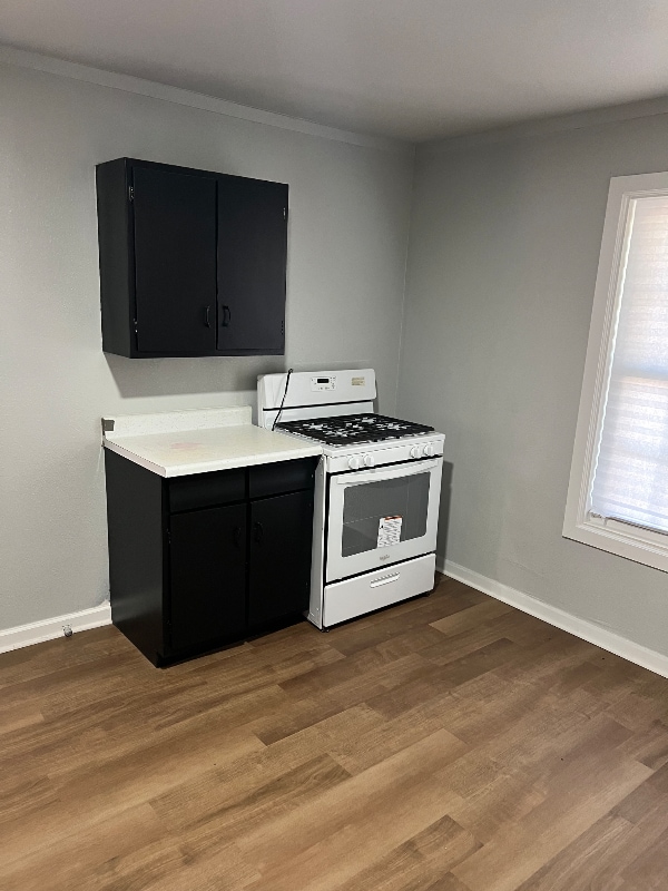 Building Photo - 2409 S Williams St