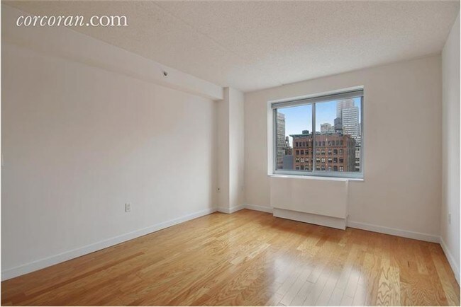 Building Photo - 204 W 56th St