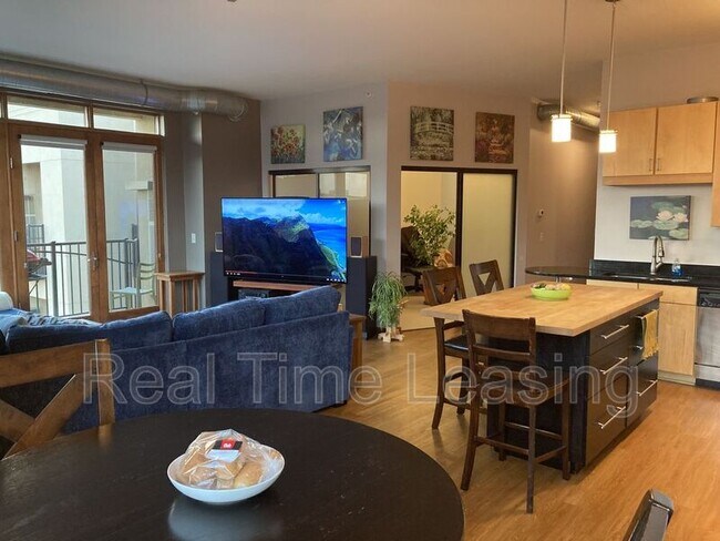 Foto del edificio - 15 E Franklin Ave