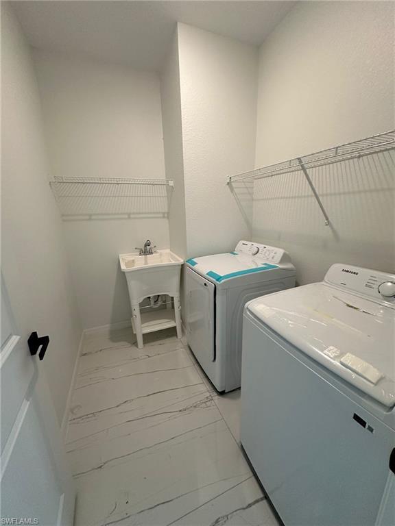 Foto principal - 1049 Citrus Ave S