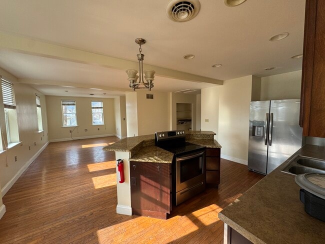 3 Decatur St