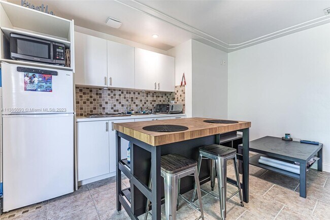 Foto del edificio - 15200 SW 163rd St
