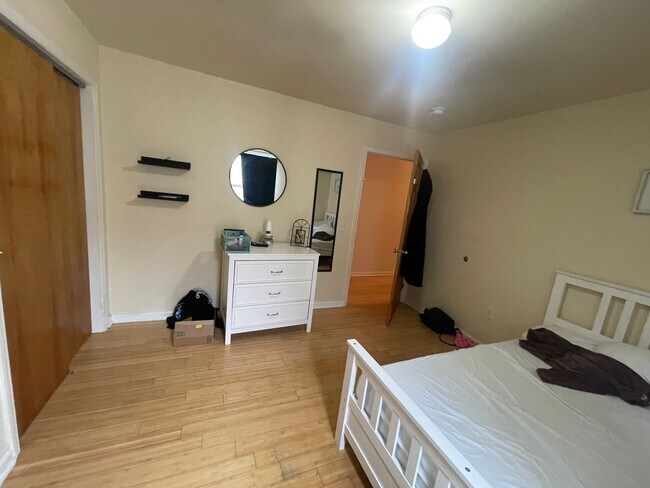 Building Photo - 1523 N 17th St