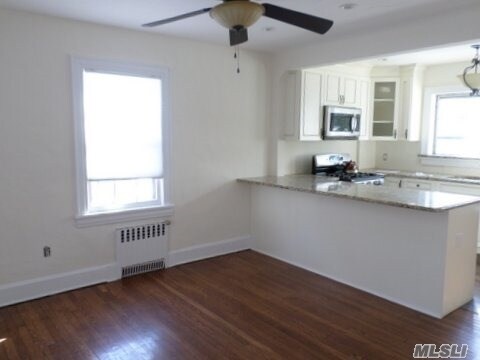 Foto del edificio - 126 Allenwood Rd