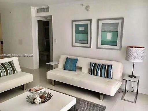 Foto del edificio - 9195 Collins Ave