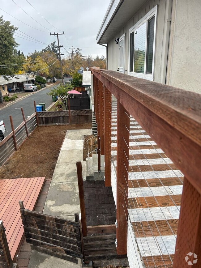 Building Photo - 50-52-52 Mission Ln