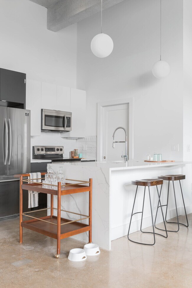 Building Photo - The Gotham