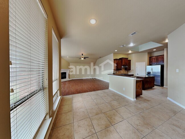 Foto del edificio - 4112 Chloe Ln