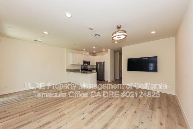 Building Photo - 41979 Rondo St