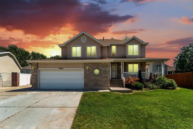 Beautiful Home in Midvale w/ attached 2 ca... - Beautiful Home in Midvale w/ attached 2 ca...