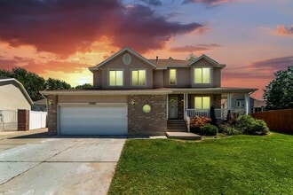 Building Photo - 7303 S Shady Wds Cir