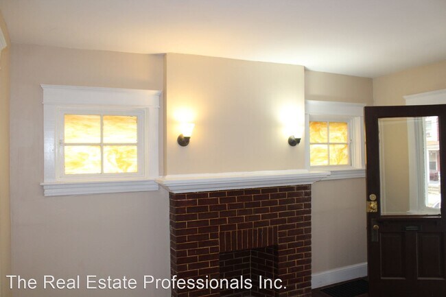 Foto del edificio - 3 br, 1 bath House - 1007 Queen St.