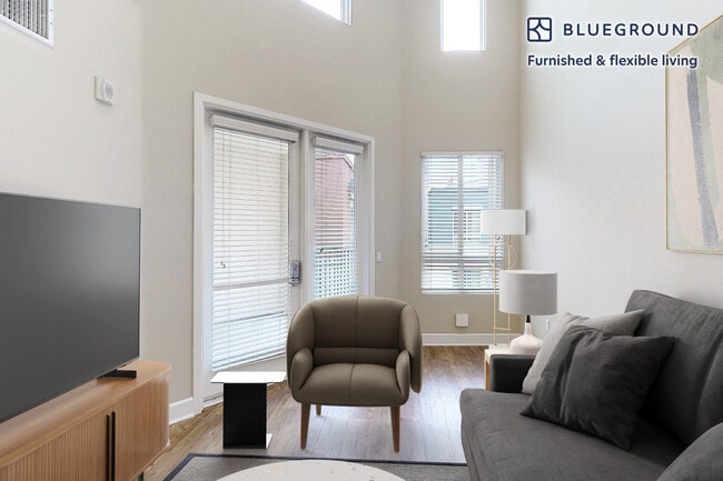 Building Photo - 7400 Center Ave