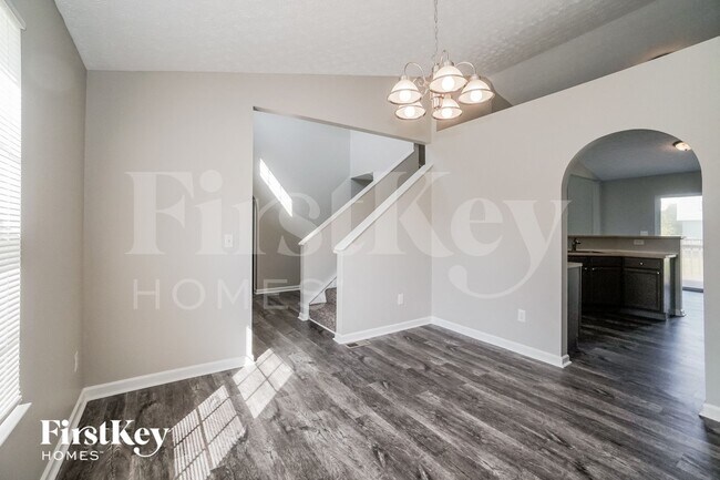Foto del edificio - 3253 Kady Ln