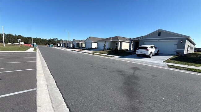 Foto del edificio - 3340 Pine Lily Ave