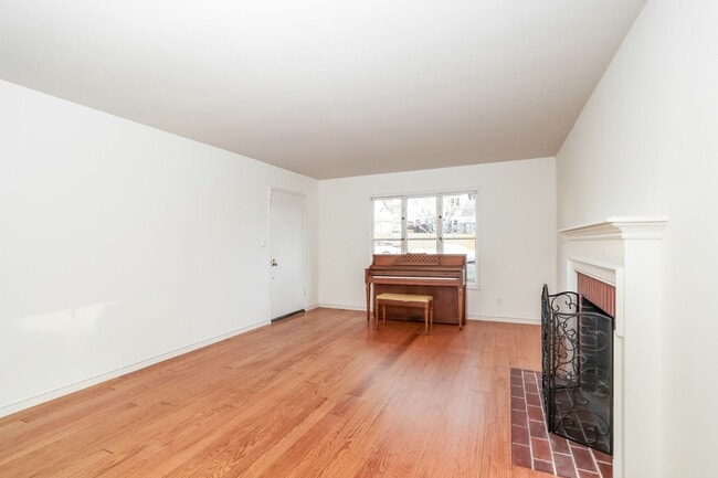 Foto del edificio - 3 Bedroom Home In Kensington!