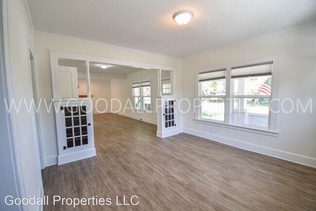 Foto del edificio - 4 br, 2 bath House - 900 Maple St