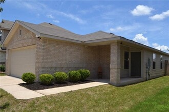 Building Photo - 108 Karen Hill Pl