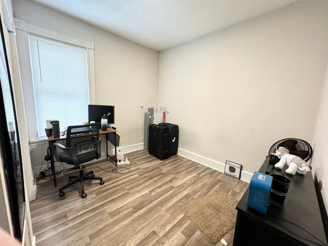 Foto del edificio - 44 Crescent Ave