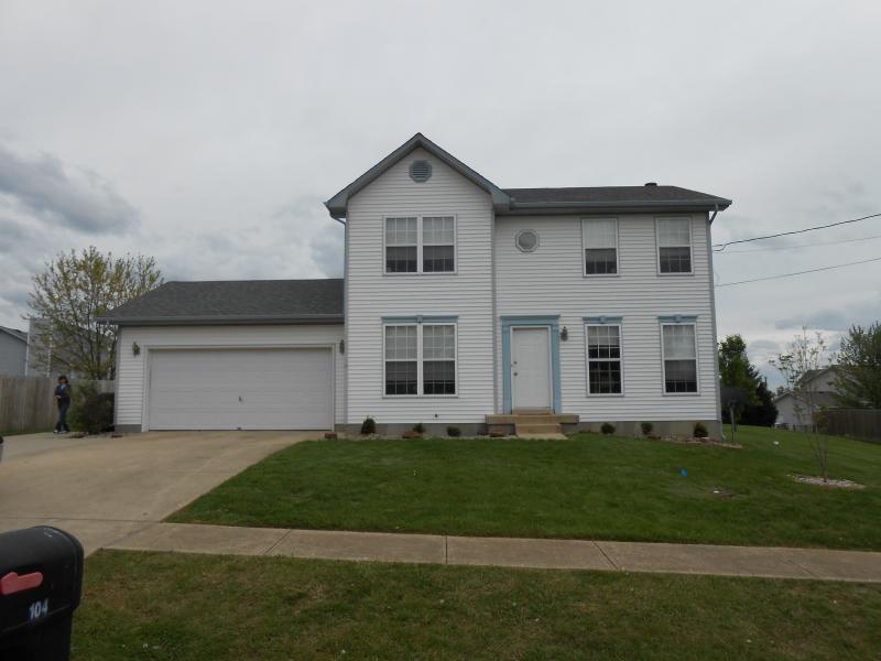 Primary Photo - 104 Tiverton Way