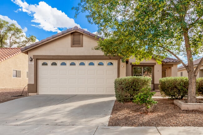 Building Photo - 597 W Casa Mirage Dr