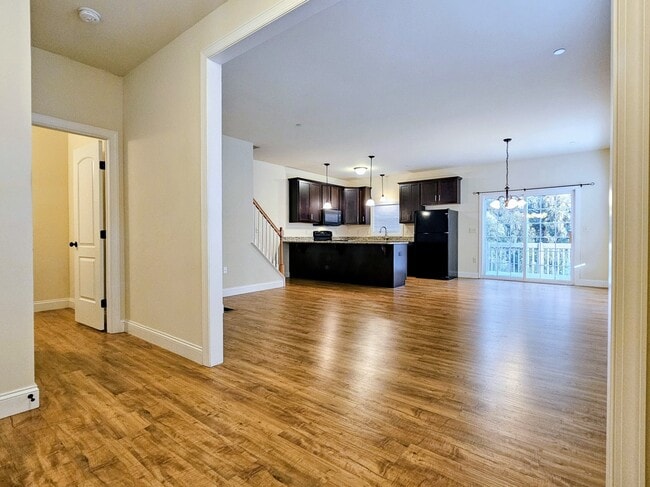 Building Photo - 361 Cedar Holw