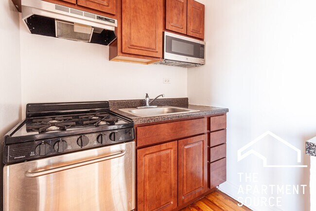 Foto del edificio - 948 W Cuyler Ave