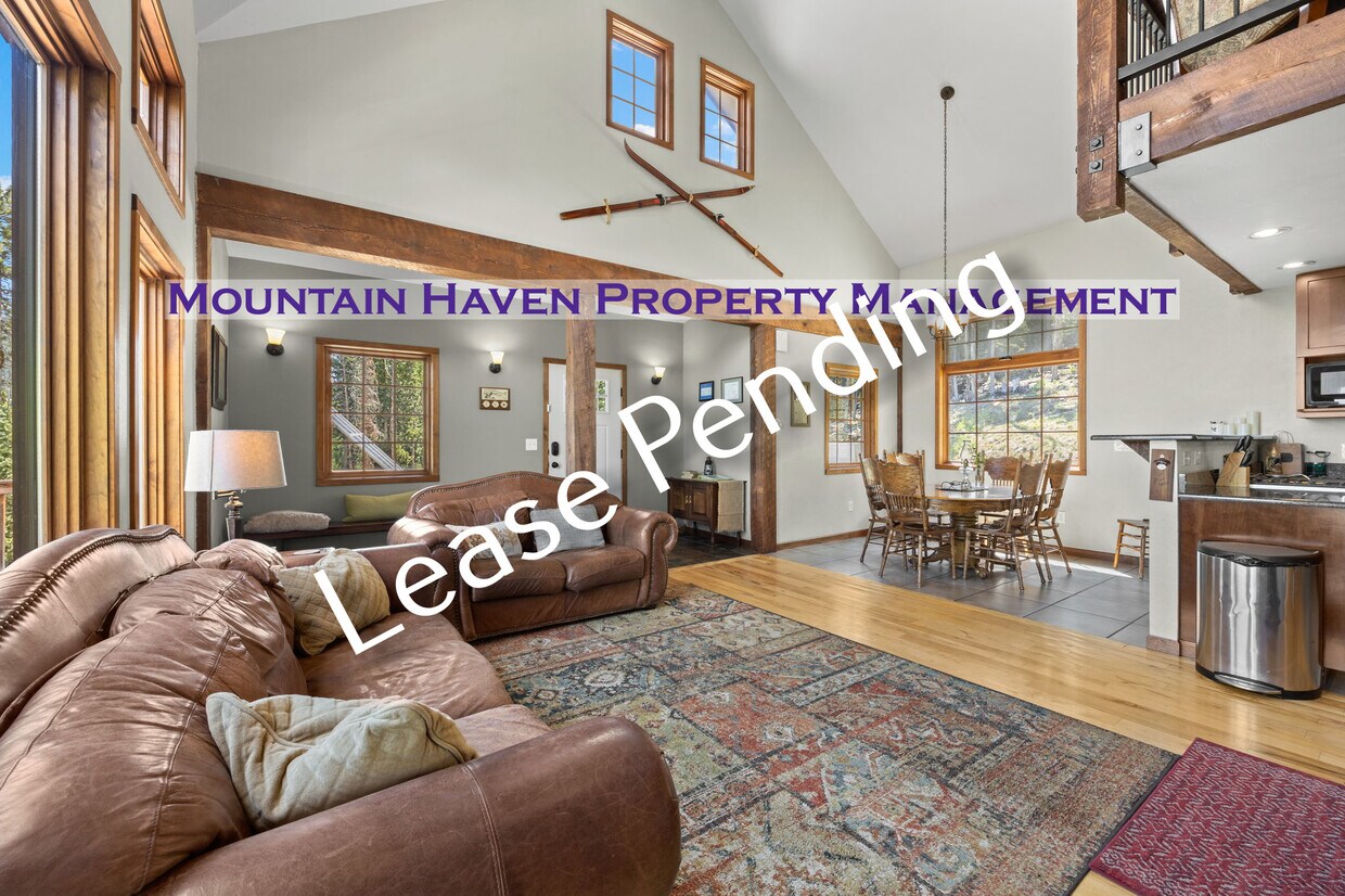 Primary Photo - 320 Valley View Dr