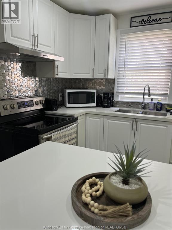 Photo du bâtiment - 3583 Sandwich St.