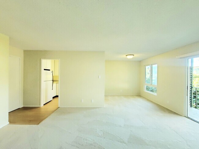 Foto del edificio - Serene Woodlake 1 bedroom home