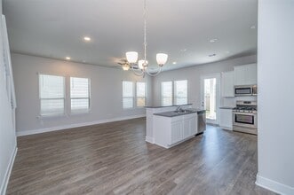 Building Photo - 4417 Ibiza Ln
